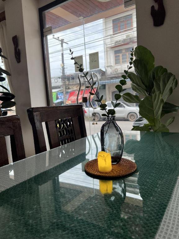 Ritzy House Hotel Chumphon Ngoại thất bức ảnh